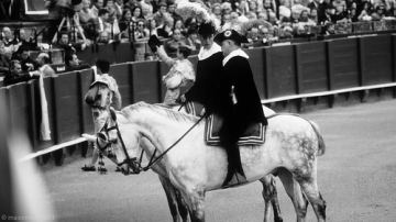 Corrida • <a style="font-size:0.8em;" href="http://www.flickr.com/photos/93987314@N06/8764364459/" target="_blank">View on Flickr</a>